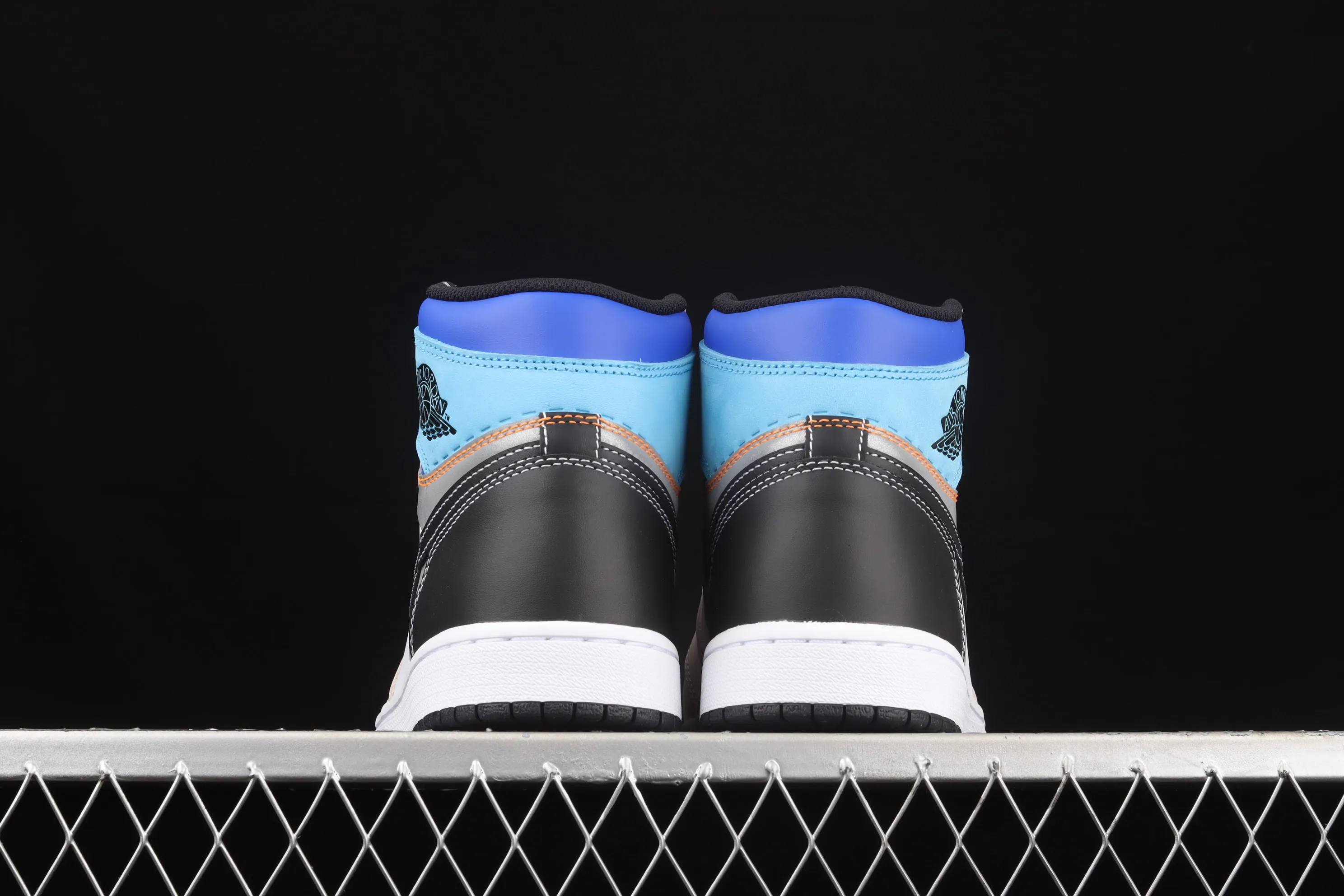 All categories Air Jordan Jordan series basketball shoes Air Jordan 1 High Pure original version Air Jordan 1 High OG Pro "Total Orange" AJ1 Joe 13M blue and white stitching high-top basketball shoes DC6515-100